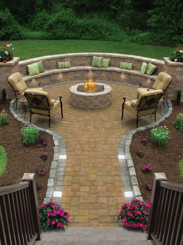 Outdoor Patio with Fire Pit Ideas